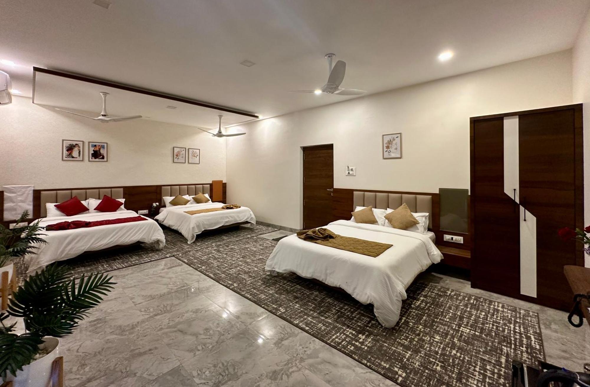 Aqualina Hotel Bhogwe Екстериор снимка