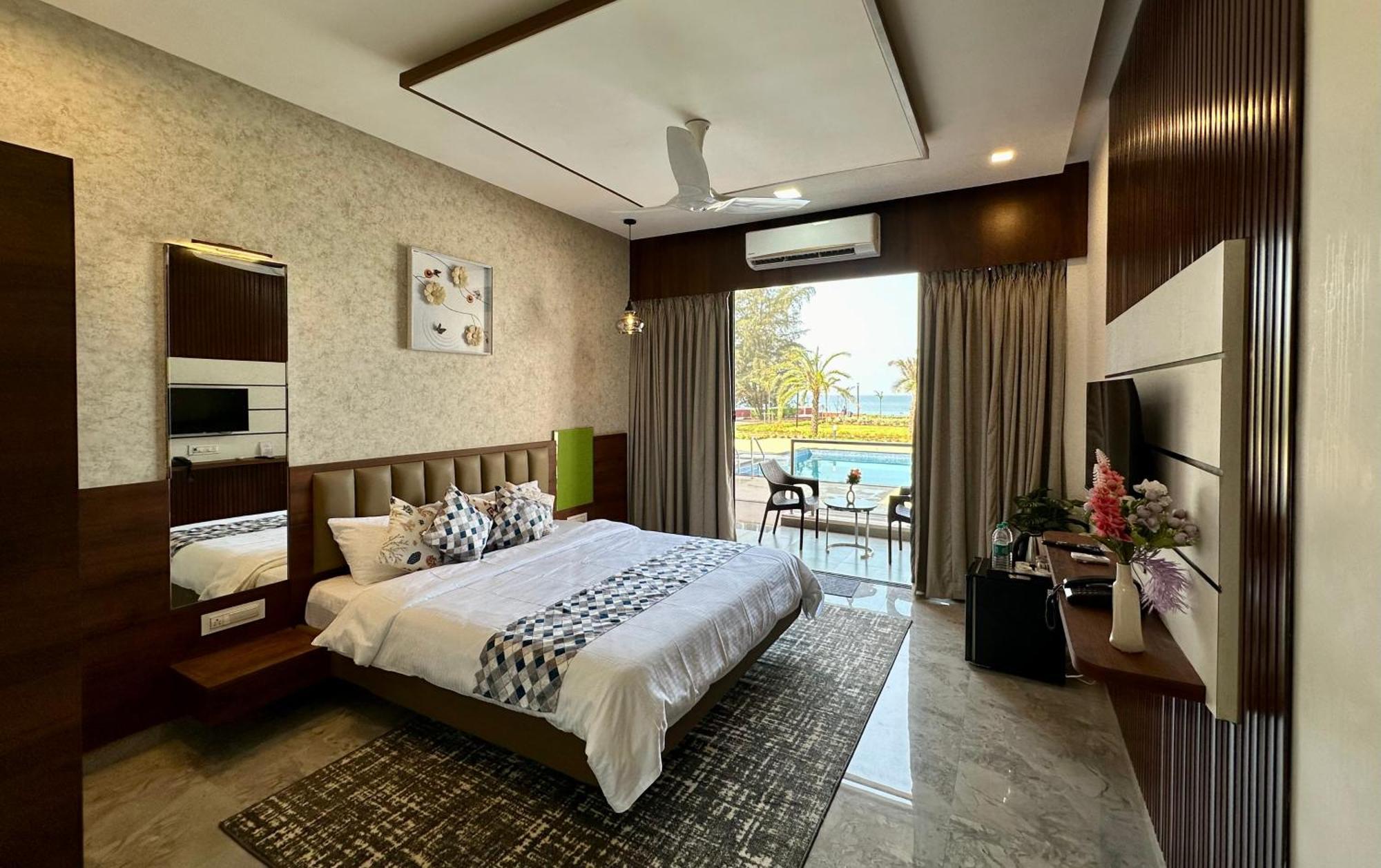 Aqualina Hotel Bhogwe Екстериор снимка