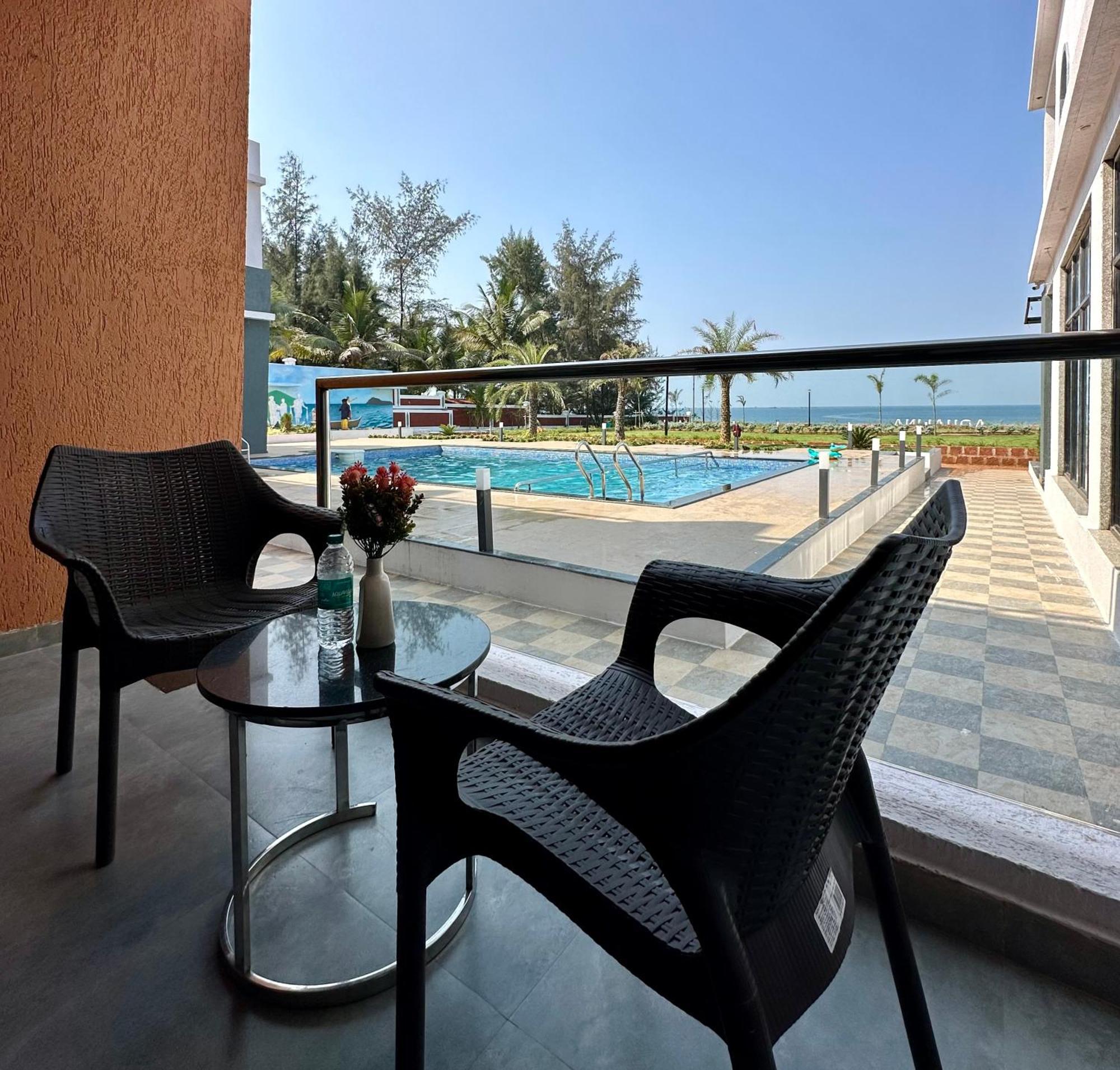 Aqualina Hotel Bhogwe Екстериор снимка