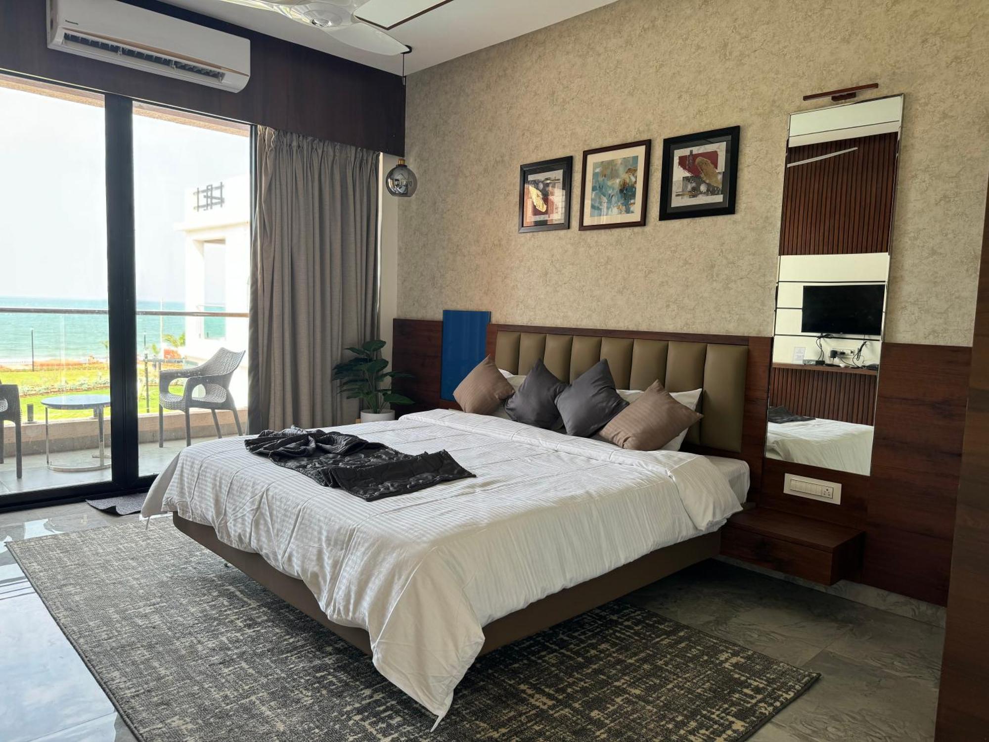 Aqualina Hotel Bhogwe Екстериор снимка