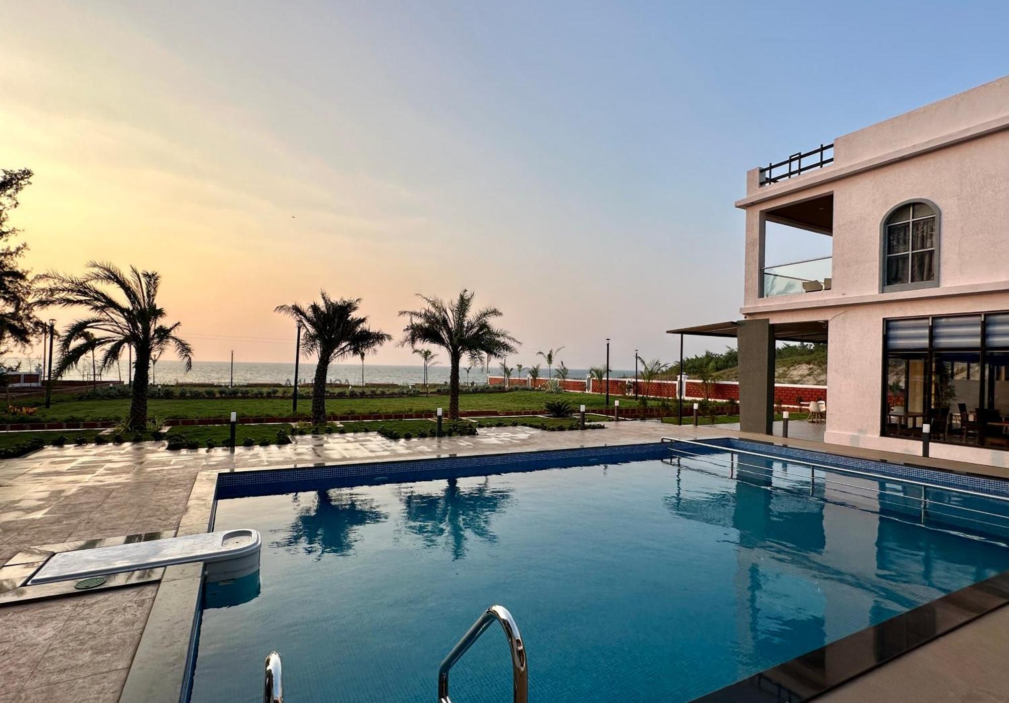 Aqualina Hotel Bhogwe Екстериор снимка