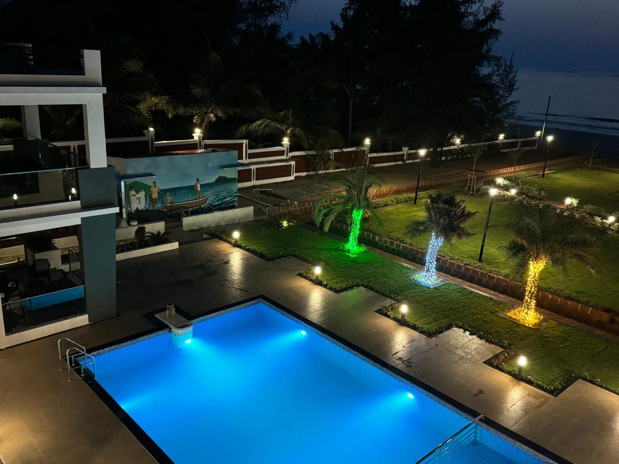 Aqualina Hotel Bhogwe Екстериор снимка