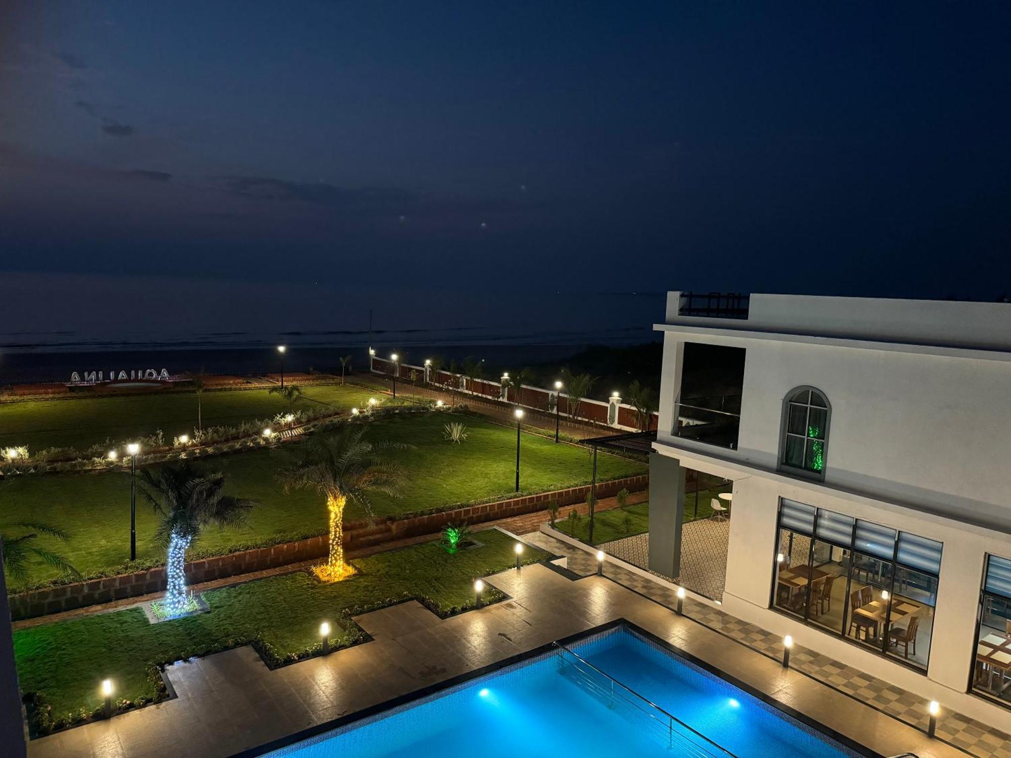 Aqualina Hotel Bhogwe Екстериор снимка